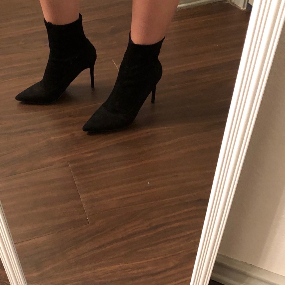 Black booties -Mack and James by Badgley Mischka